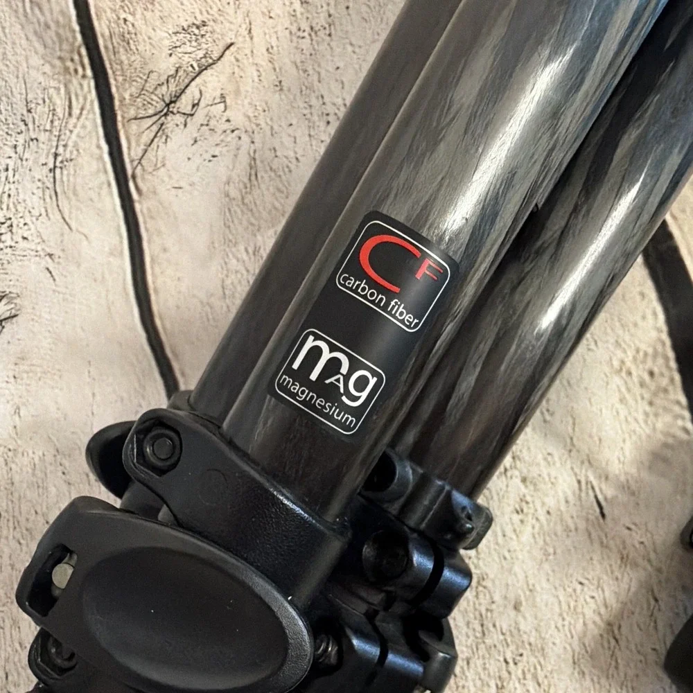 Manfrotto Carbon Fiber Tripod (055CXPRO3) (MH055M0-Q5) Mag Ball Monopod (680B)